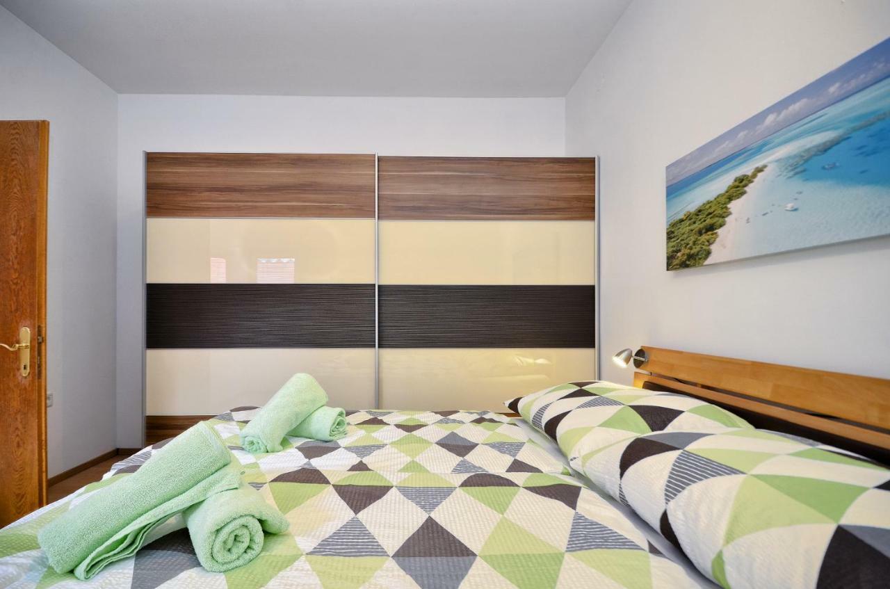 Apartments Picco Пула Екстериор снимка