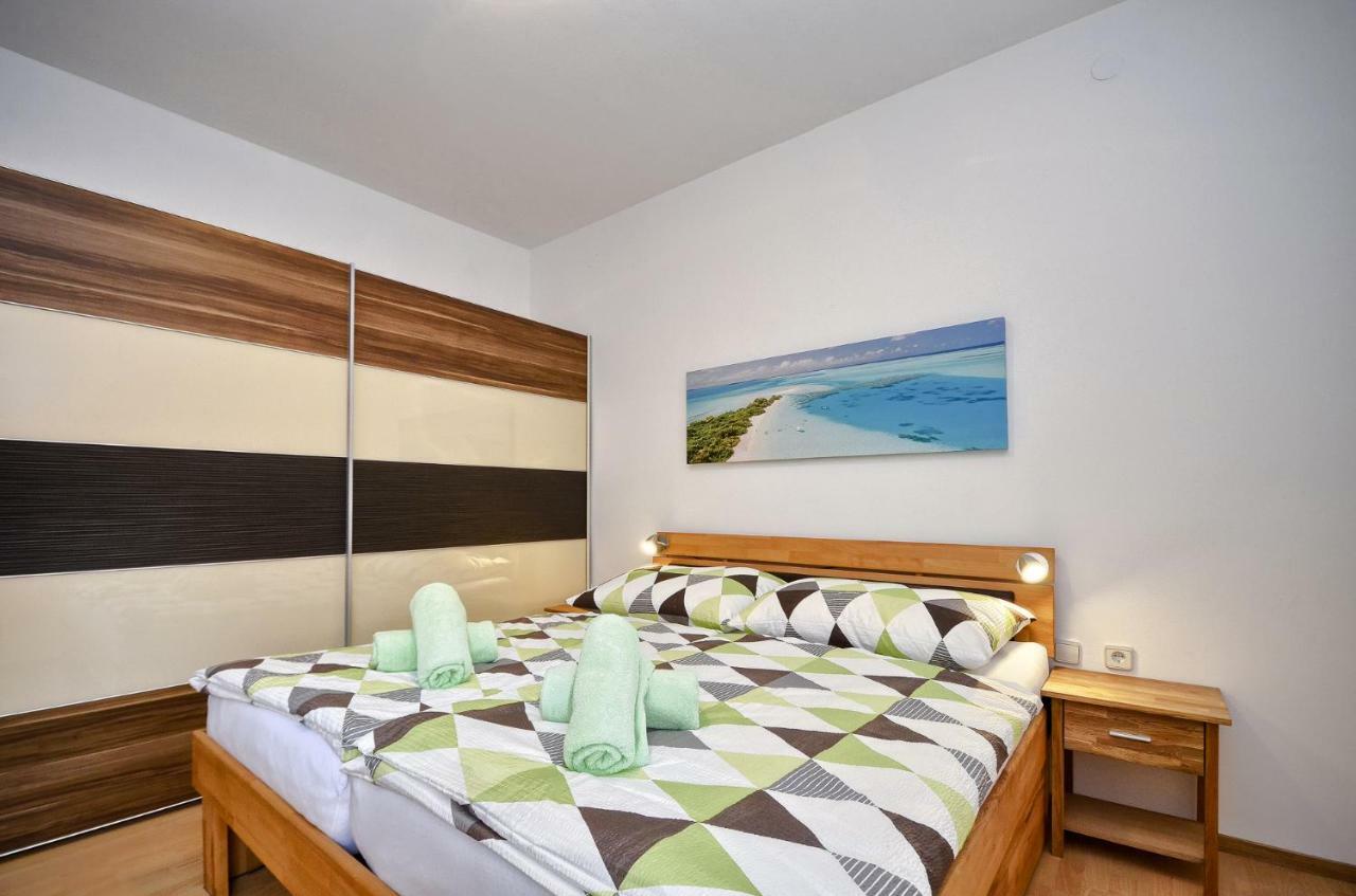 Apartments Picco Пула Екстериор снимка