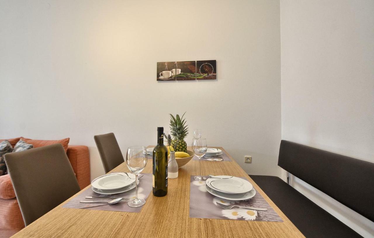 Apartments Picco Пула Екстериор снимка