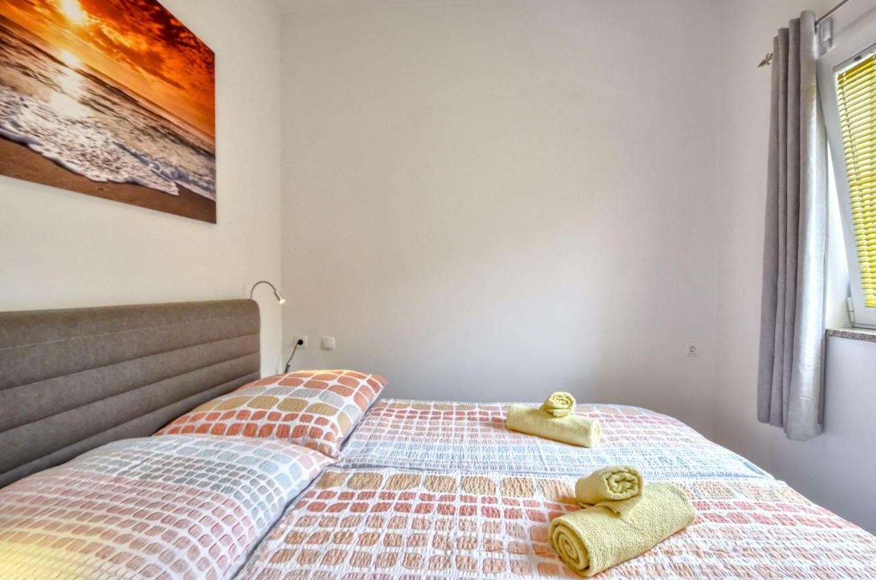 Apartments Picco Пула Екстериор снимка